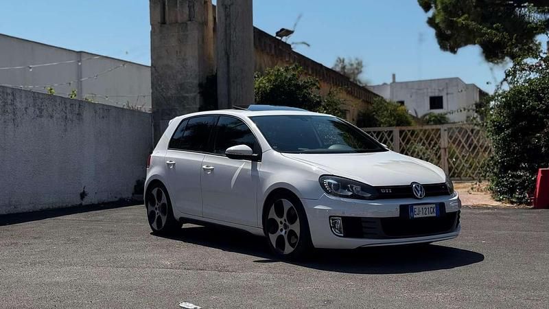 Usata VW Golf VI GTI 211 CV (155 kW) 2011 Utilitaria