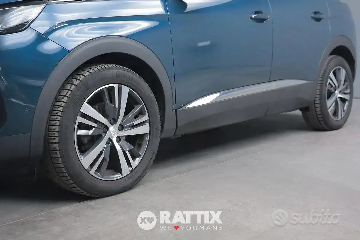 Usata Peugeot 3008 Allure 131 CV (96 kW) 2022 Bluazzurro SUV
