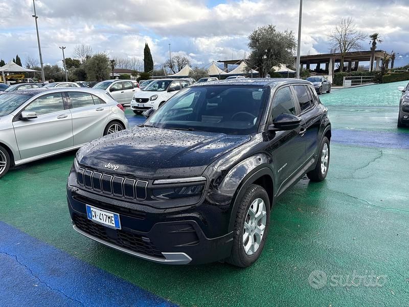 Usata Jeep Avenger Altitude 101 CV (74 kW) 2024 Nero SUV