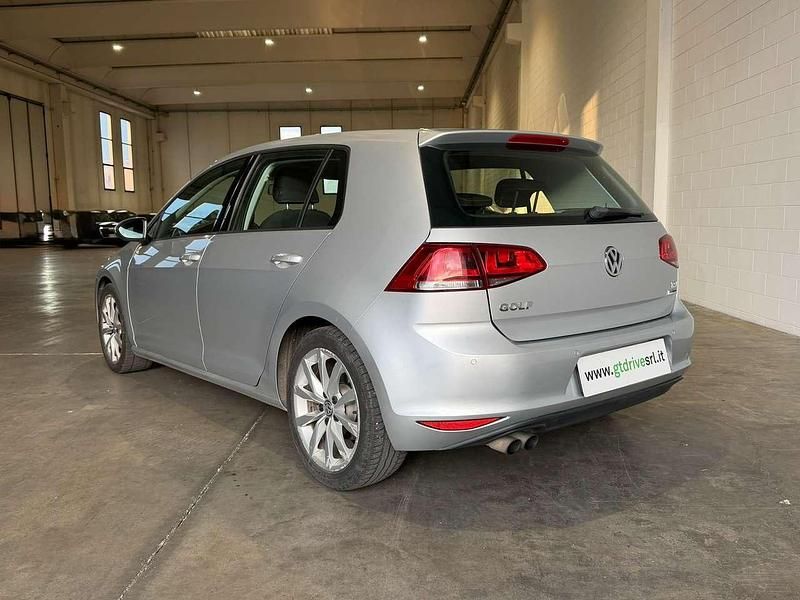 Usata VW Golf VII Comfortline 122 CV (89 kW) 2015 Argento metallizzato Berlina