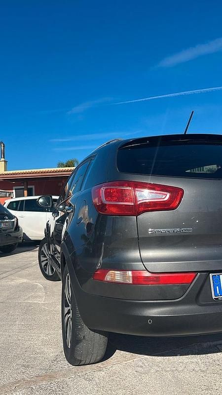 Usata Kia Sportage 115 CV (84 kW) 2011 Grigio SUV