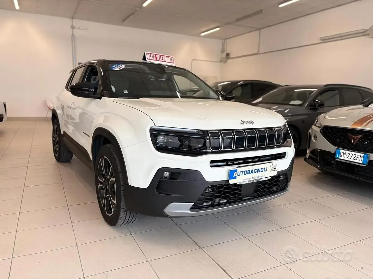 Usata Jeep Avenger Summit 101 CV (74 kW) 2023 Bianco SUV