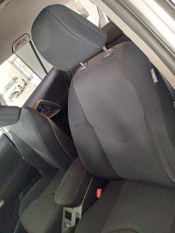 Usata Toyota RAV4 Sol 150 CV (110 kW) 2010 Argento SUV