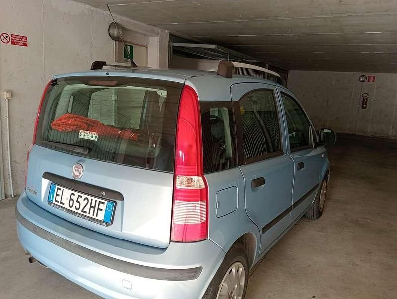 Usata Fiat Panda Active 69 CV (50 kW) 2011 Blu Utilitaria