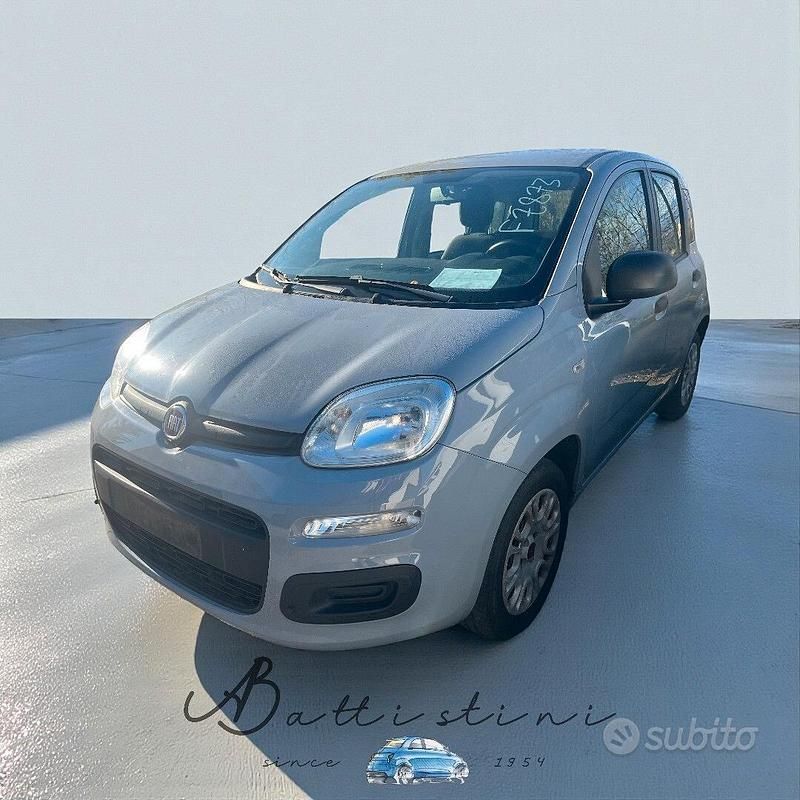 Usata Fiat Panda Easy 69 CV (50 kW) 2019 Grigio Berlina