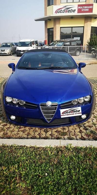 Usata Alfa Romeo Spider Exclusive 185 CV (136 kW) 2007 Blu/azzurro Cabrio