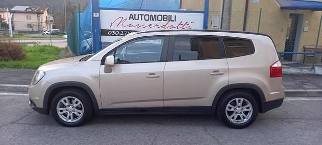 Usata Chevrolet Orlando LT 141 CV (103 kW) 2013 Champagne metallizzato Monovolume