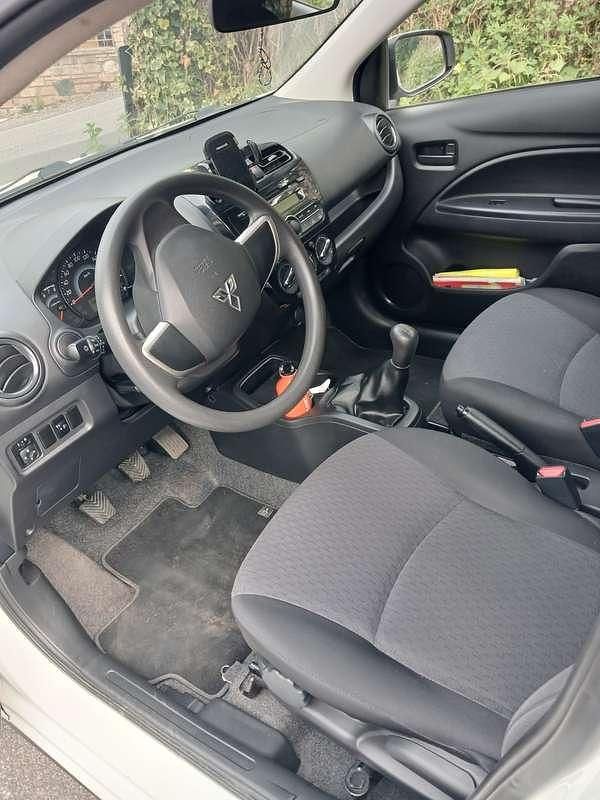 Usata Mitsubishi Space Star Invite 71 CV (52 kW) 2018 Bianco Utilitaria