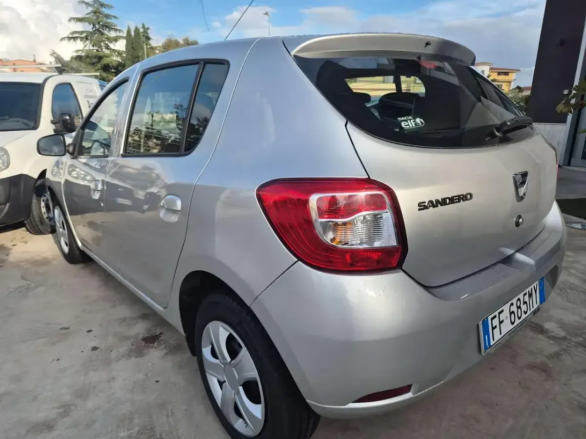 Brugt Dacia Sandero Ambiance 75 HK (55 kW) 2016 Sølv Sedan