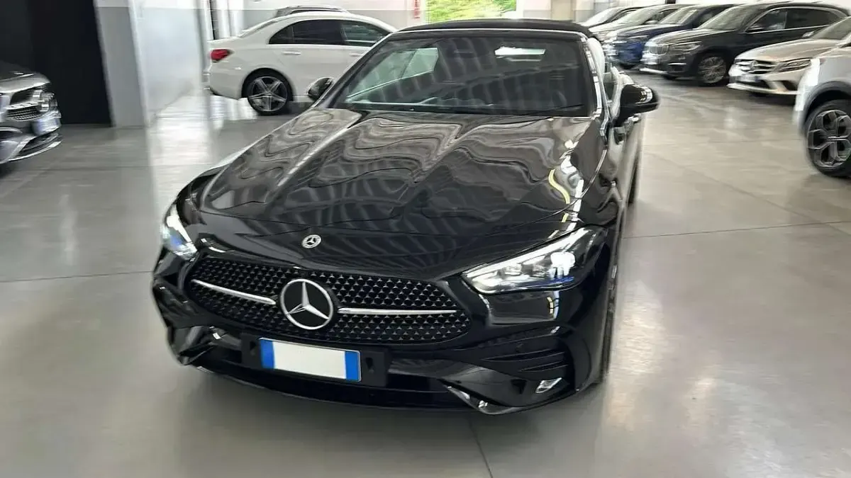 Usata Mercedes CLE220 AMG Line Premium Plus 197 CV (144 kW) 2024 Nero Cabrio