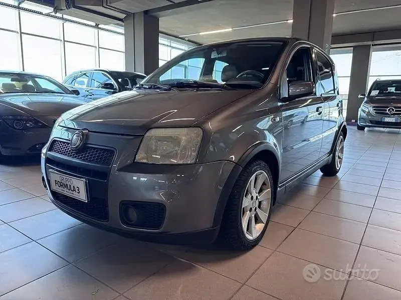 Usata Fiat Panda 101 CV (74 kW) 2008 Utilitaria