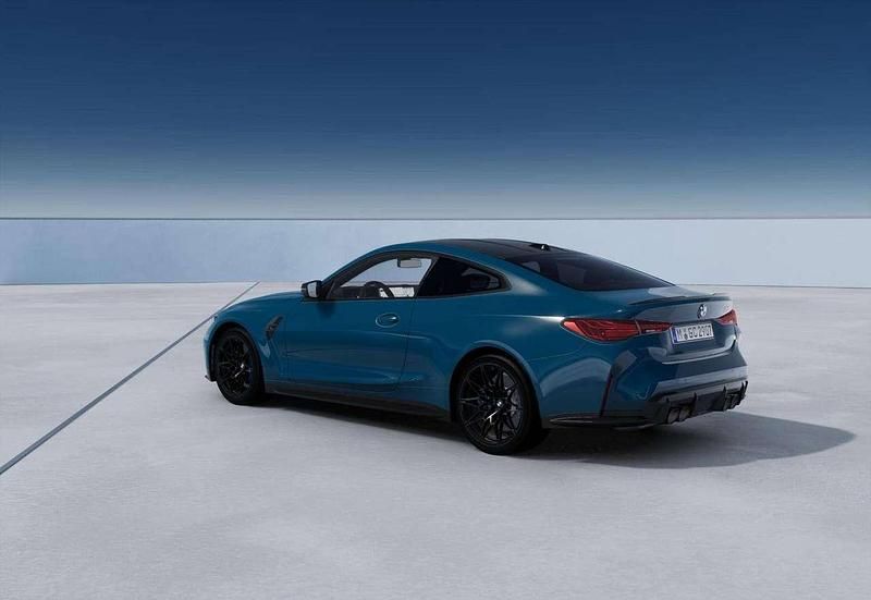 Nuova BMW M4 Competition Edition 530 CV (389 kW) 2025 Laguna seca blue Coupé
