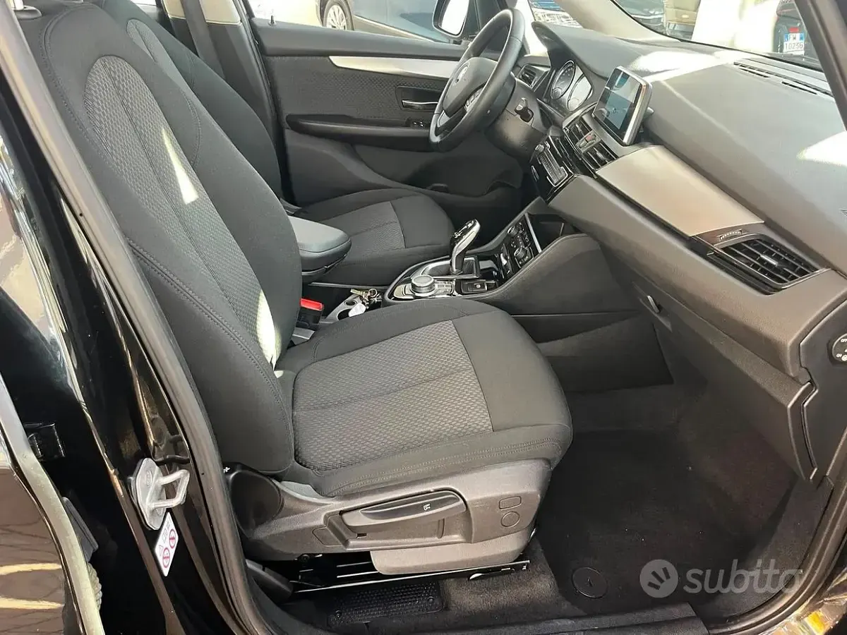 Usata BMW 218 140 CV (102 kW) 2020 Nero Station wagon