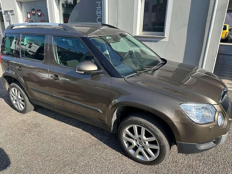 Usata Skoda Yeti Experience 140 CV (102 kW) 2010 Matobraun metallic SUV