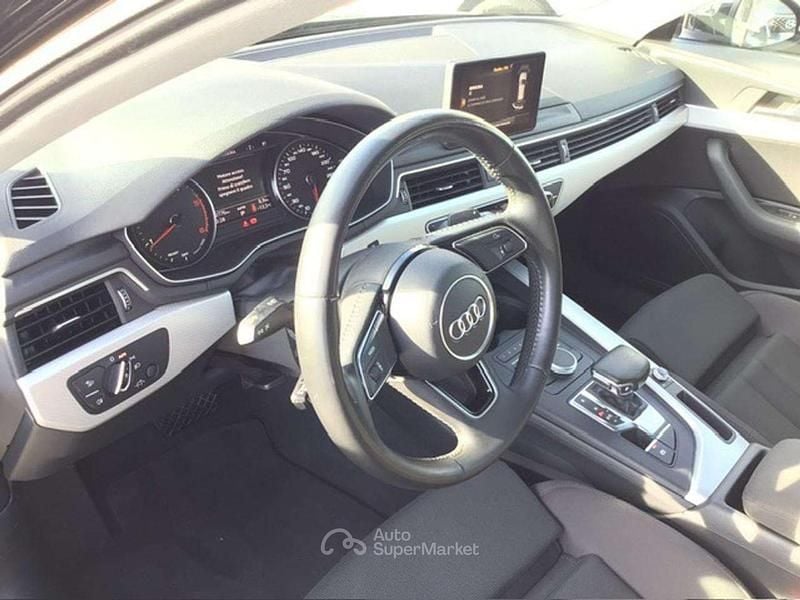 Usata Audi A4 Business 150 CV (110 kW) 2017 Nero Station wagon