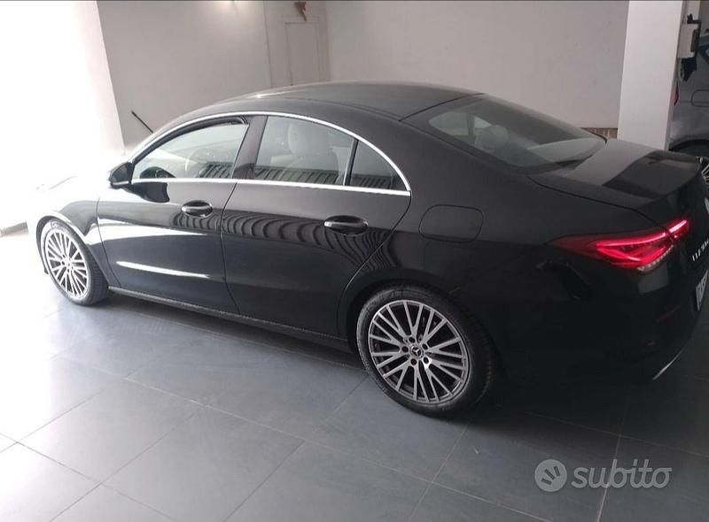 Usata 2019 Mercedes CLA180 Tre volumi | 23.500 € (Buon prezzo) - Immagine 1/4