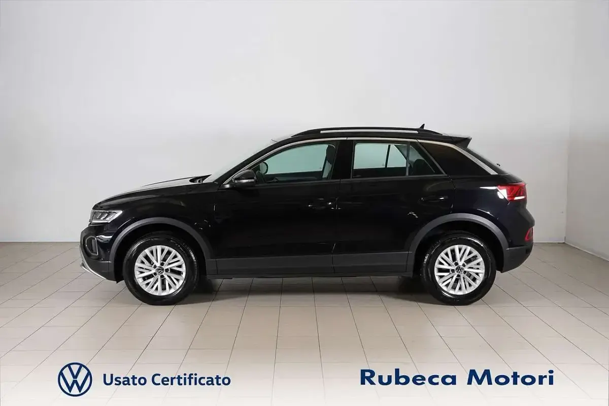 Usata VW T-Roc Life 116 CV (85 kW) 2025 Nero SUV