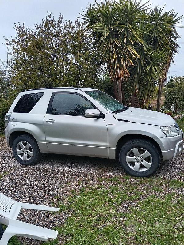 Usata Suzuki Vitara 2011 Station wagon