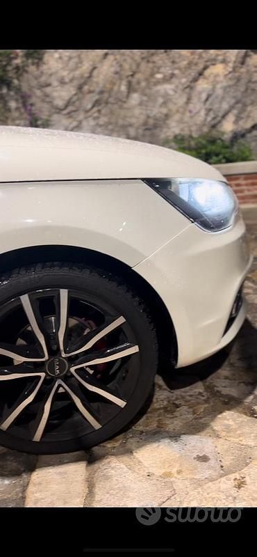 Usata Audi A1 90 CV (66 kW) 2014 Bianco Utilitaria