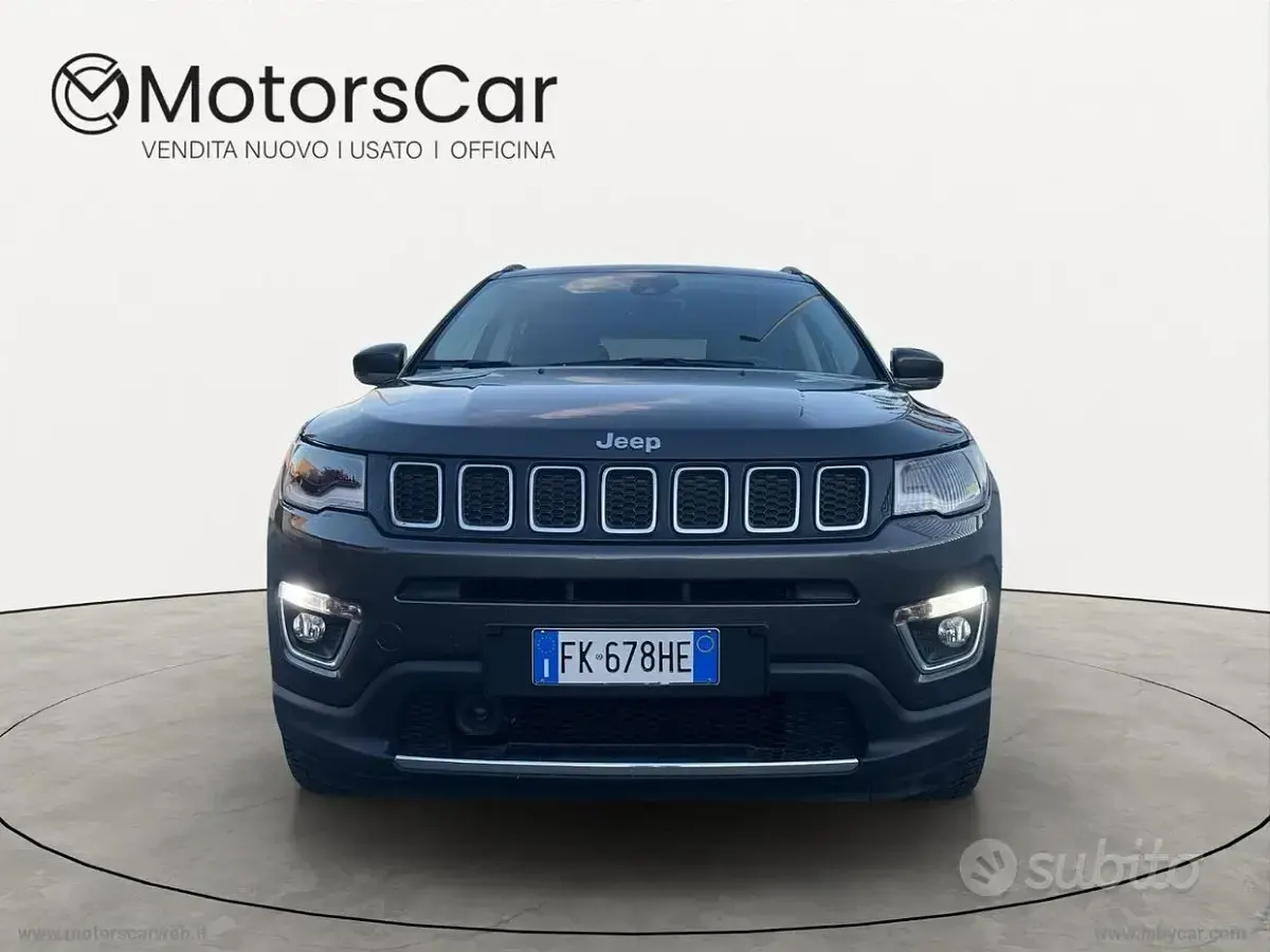 Usata Jeep Compass Opening Edition 140 CV (102 kW) 2017 Grigio SUV