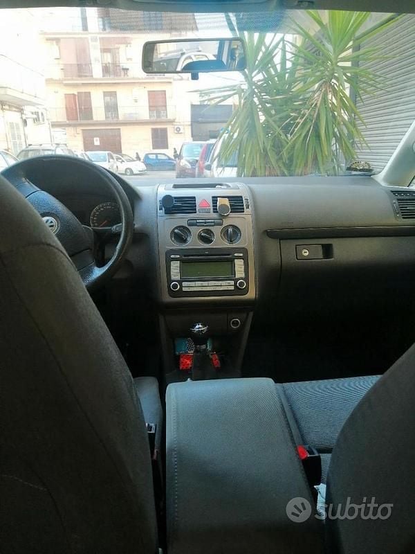 Usata VW Touran 2008 Nero Monovolume