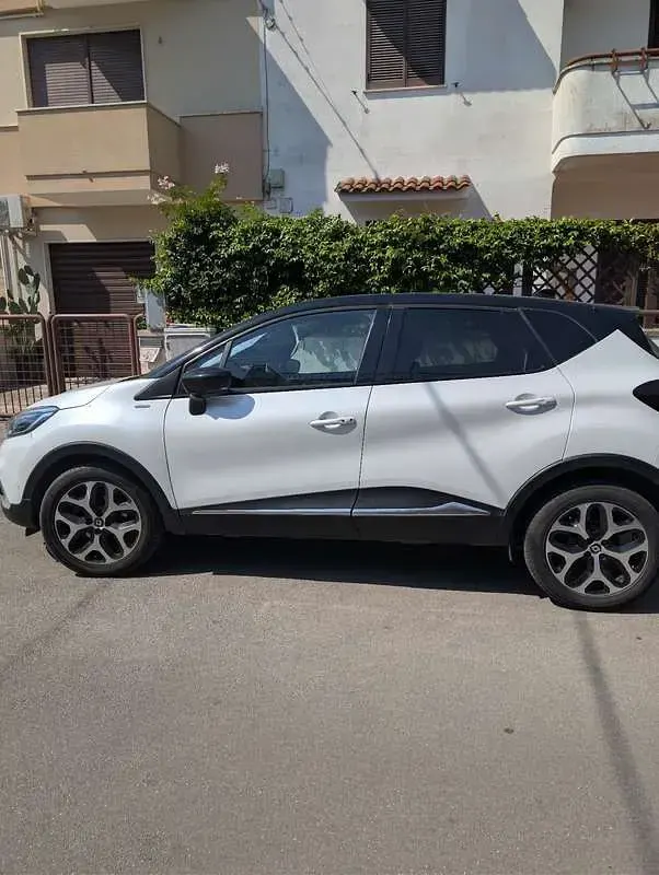 Usata Renault Captur Edition One 110 CV (80 kW) 2017 Bianco SUV