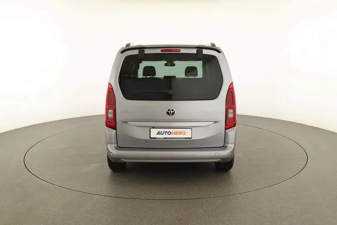 Usata Toyota Proace Verso City 110 CV (80 kW) 2024 Grigio Station wagon