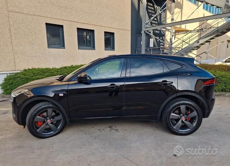 Begagnad Jaguar E-Pace R-Dynamic 200 HK (147 kW) 2019 Svart SUV
