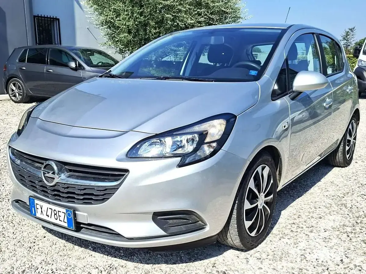 Usata Opel Corsa 71 CV (52 kW) 2019 Argento Utilitaria
