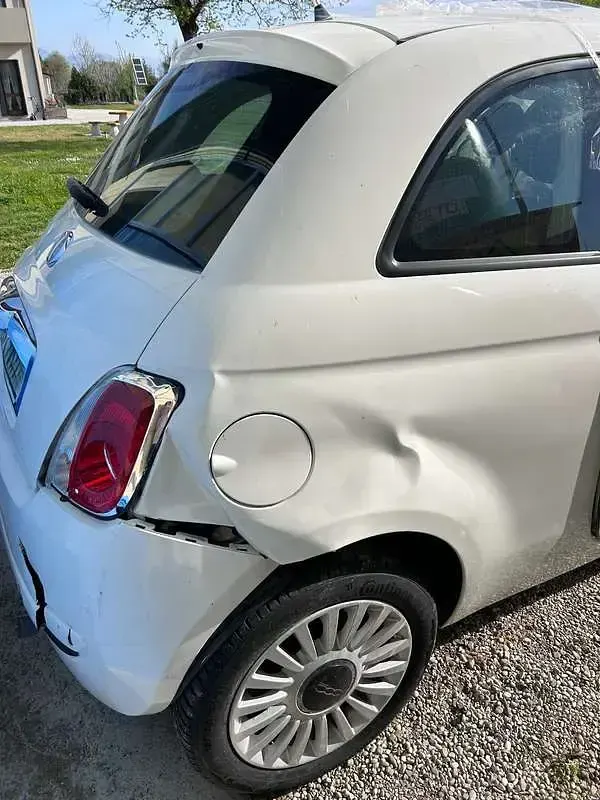 Usata Fiat 500 Lounge 69 CV (50 kW) 2008 Bianco Utilitaria