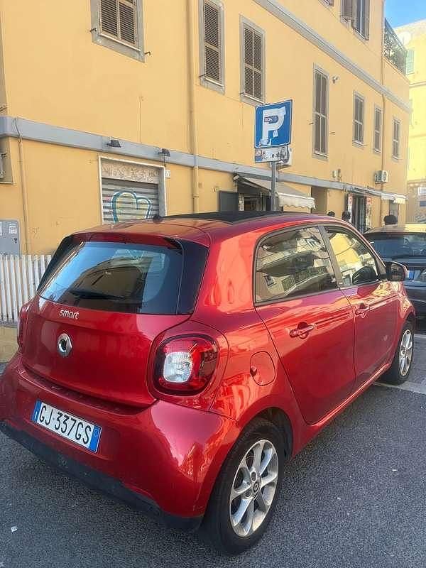 Usata Smart ForFour 71 CV (52 kW) 2016 Utilitaria