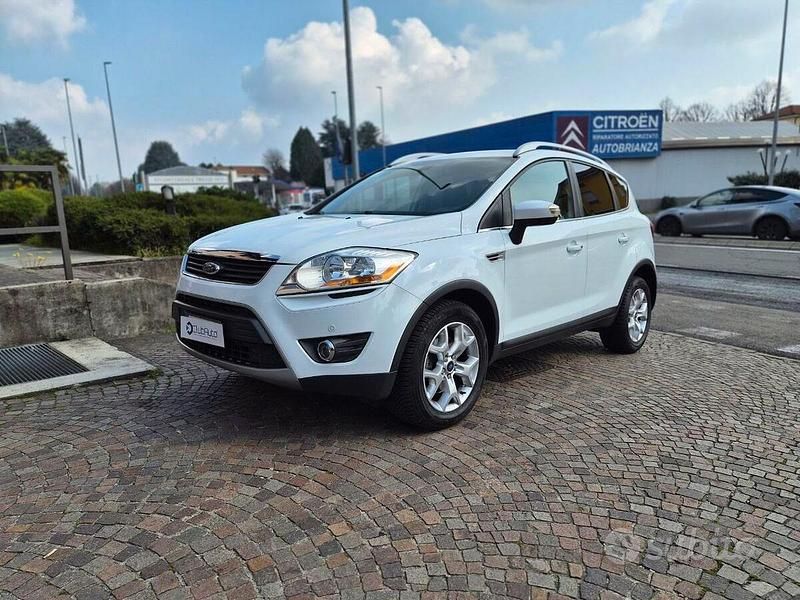 Usata Ford Kuga Titanium 163 CV (119 kW) 2013 Bianco SUV