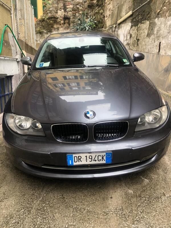 Usata BMW 120 177 CV (130 kW) 2008 Grigio Utilitaria