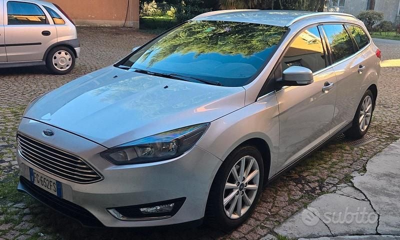 Grigio Usata 2017 Ford Focus Business Edition Station wagon | 5600 € (Ottimo prezzo) - Immagine 1/4