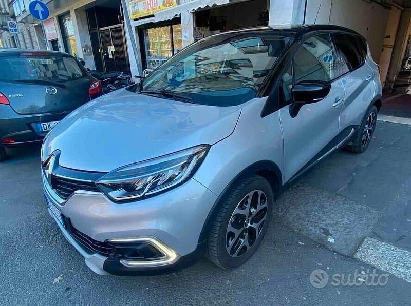 Usata Renault Captur 150 CV (110 kW) 2019 Grigio SUV