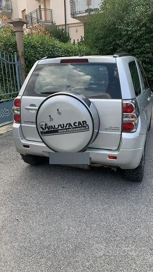 Usata Suzuki Vitara 129 CV (94 kW) 2006 Grigio SUV