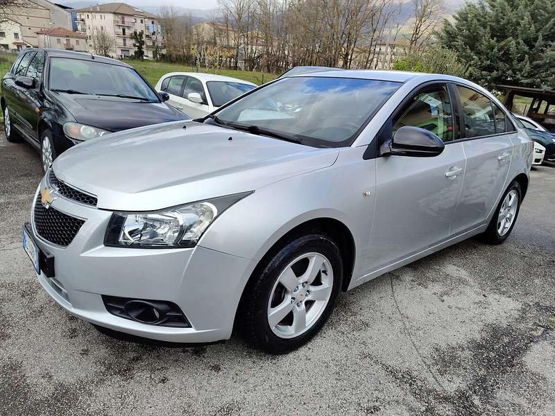 Usata Chevrolet Cruze LS 124 CV (91 kW) 2012 Argento Berlina