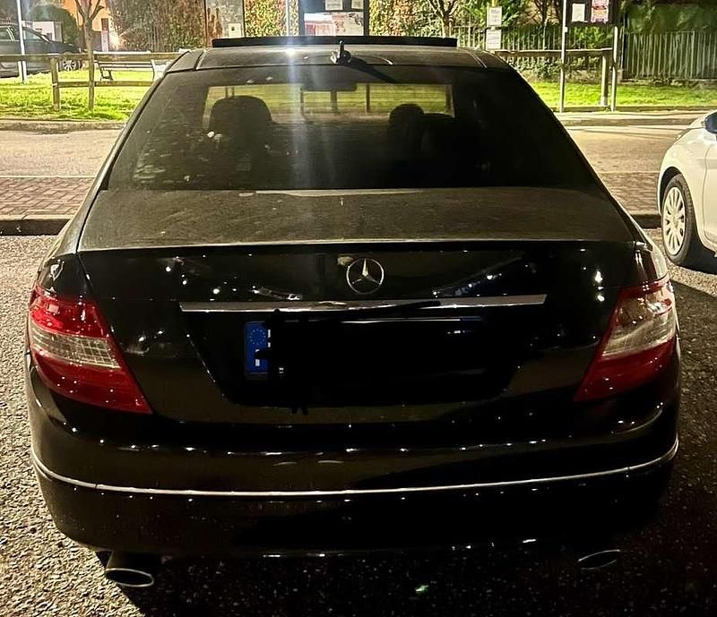 Begagnad Mercedes C230 Elegance 204 HK (150 kW) 2008 Sedan