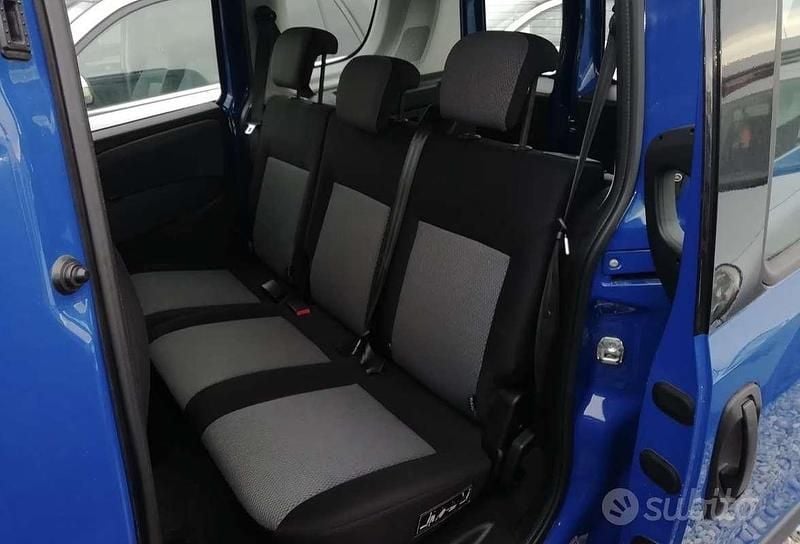 Usata Fiat Doblò Dynamic 105 CV (77 kW) 2012 Monovolume