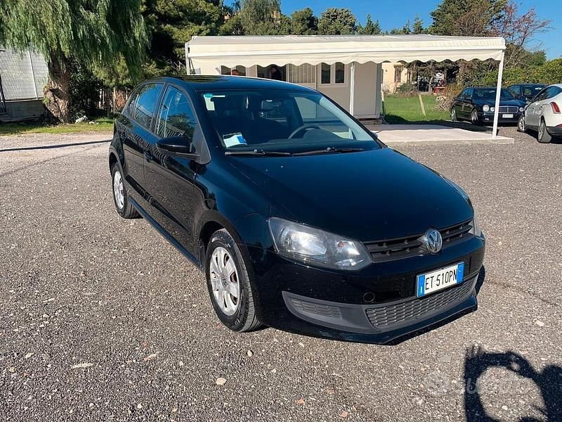 Usata VW Polo Trendline 70 CV (51 kW) 2013 Nero Utilitaria