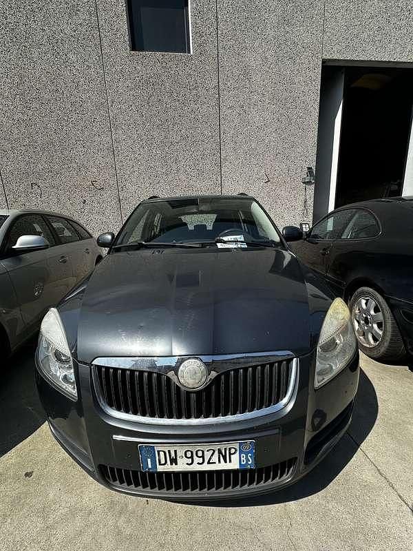 Usata 2009 Skoda Fabia Style Due volumi | 2200 € (Buon prezzo) - Immagine 1/4