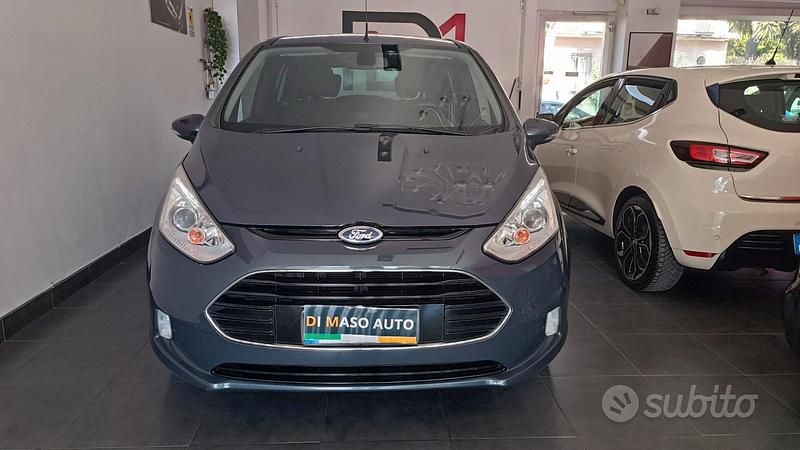 Usata Ford B-MAX Titanium 75 CV (55 kW) 2015 Blu Monovolume