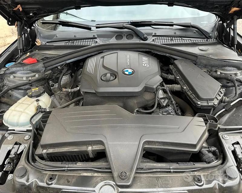 Usata BMW 116 Efficient Dynamics 116 CV (85 kW) 2017 Grigio Utilitaria