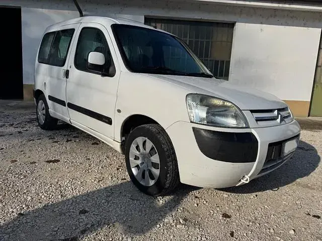 Usata Citroën e-Berlingo 90 CV (66 kW) 2003 Bianco Monovolume