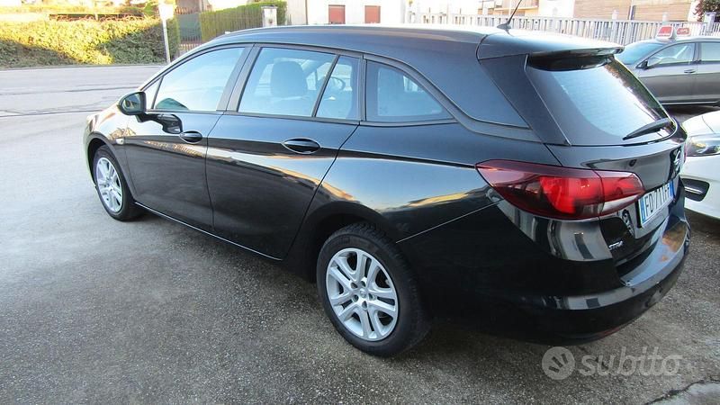 Usata Opel Astra S 136 CV (100 kW) 2016 Nero Station wagon