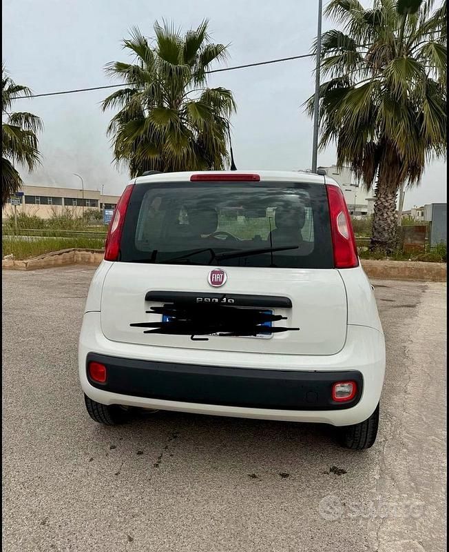 Usata Fiat Panda Lounge 80 CV (58 kW) 2018 Bianco Utilitaria