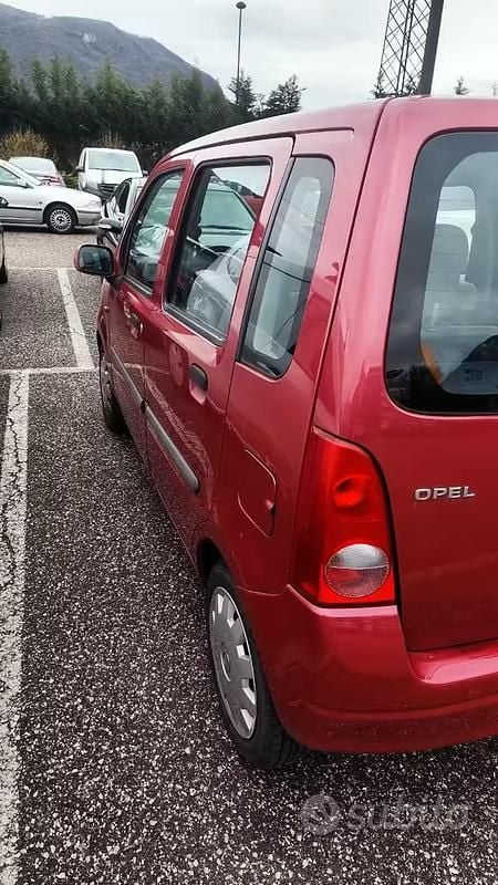 Usata Opel Agila 2000 Rosso Monovolume