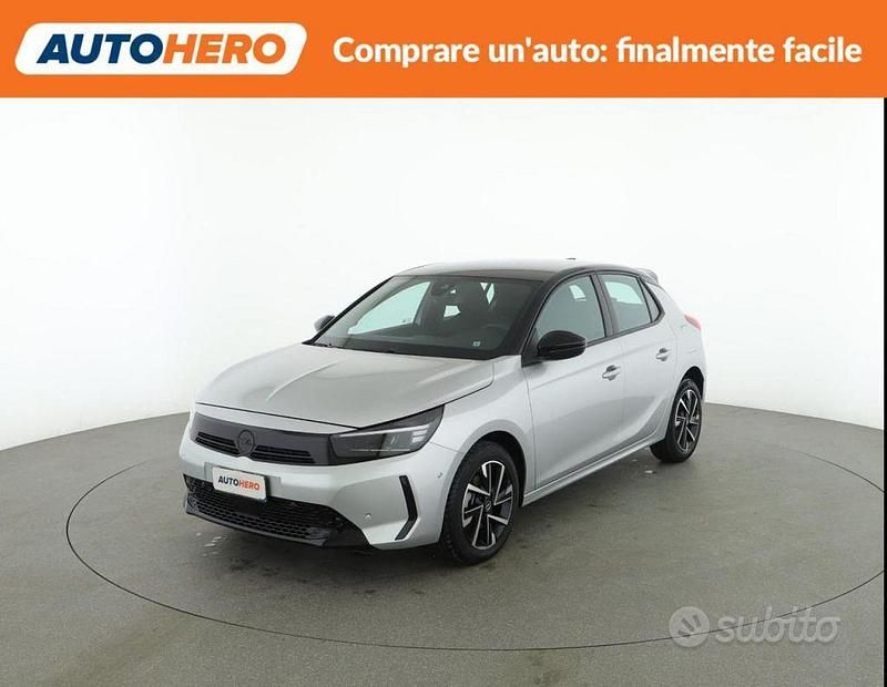Usata Opel Corsa 100 CV (73 kW) 2024 Grigio Berlina
