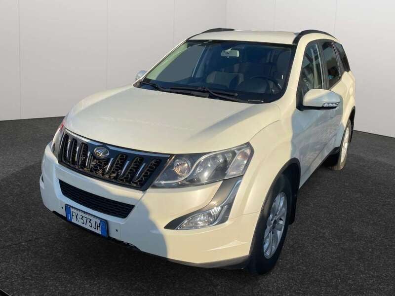 Bianco Usata 2017 Mahindra XUV500 SUV | 9290 € (Ottimo prezzo) - Immagine 1/4