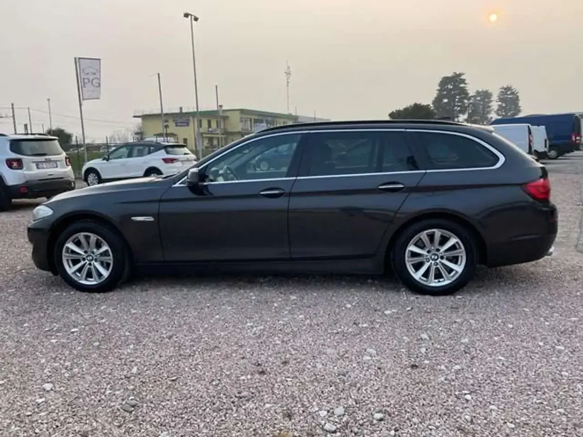 Usata BMW 525 218 CV (160 kW) 2012 Grigio Station wagon